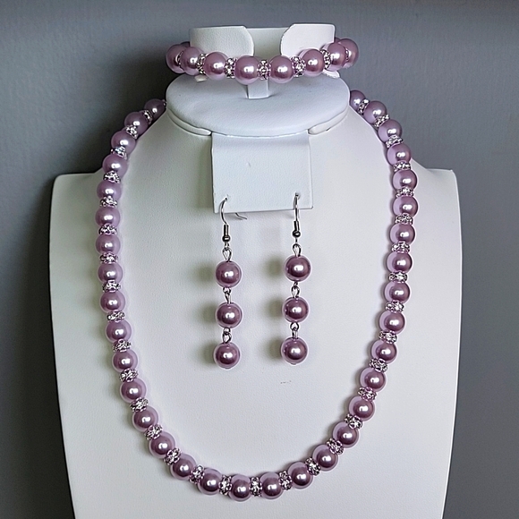 Beaded Jewelry Set Lavender Pearl Necklace Earrings Bracelet Fun Fashion - Picture 1 of 9